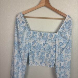 BCBGeneration White and Blue Patterned Blouse
